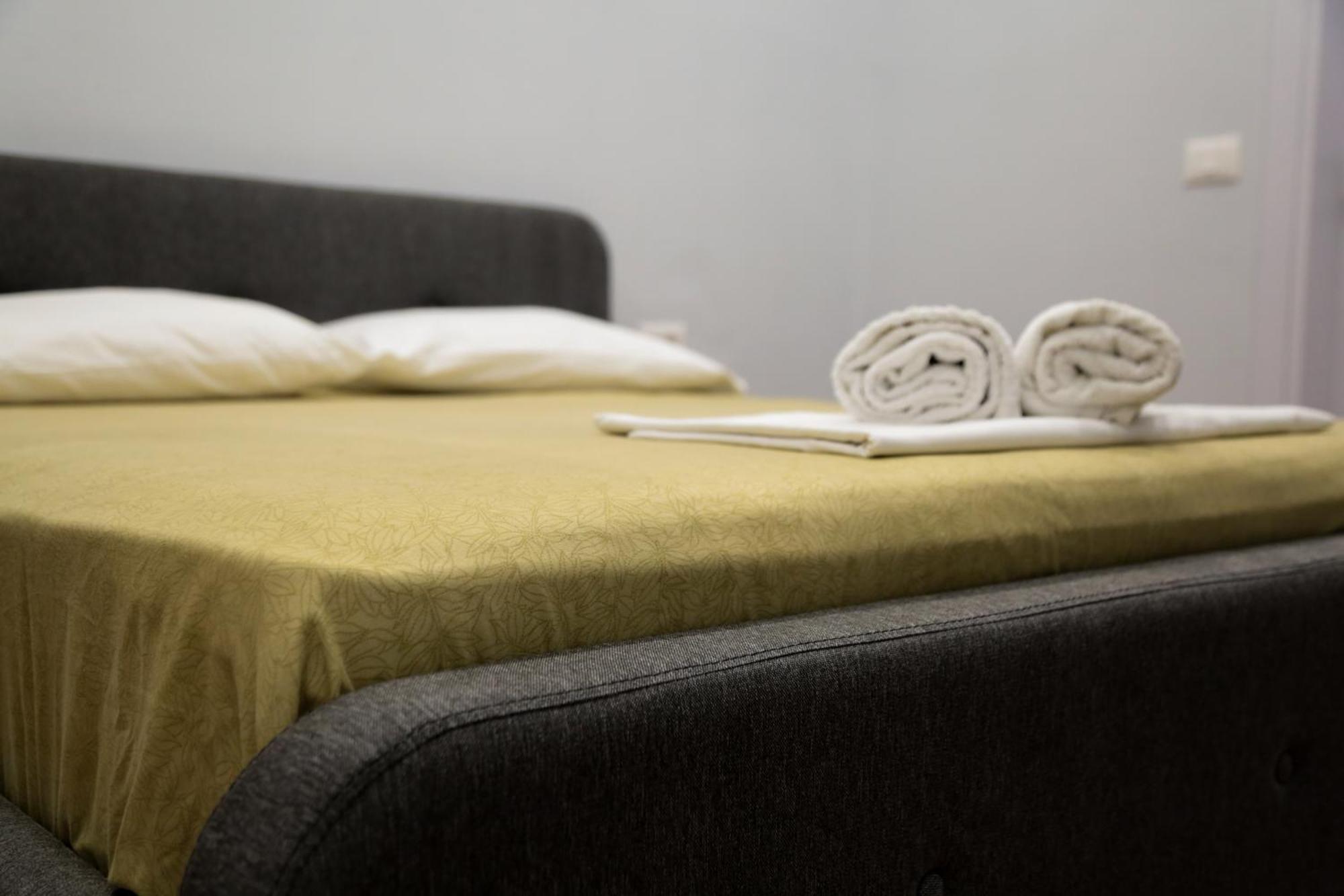 Be Solei Studio Apartments Sol 2 Tirana Buitenkant foto